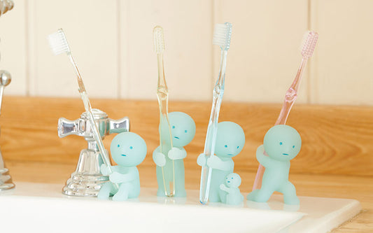 SMISKI Toothbrush Stand Figure